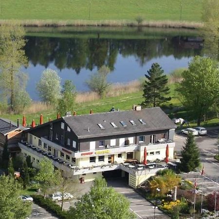 Erlebnisland Grizzlybaer Langenbuhl Exterior foto